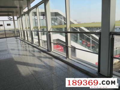 车站护栏,地铁站玻璃护栏,郑州同创护栏厂图2