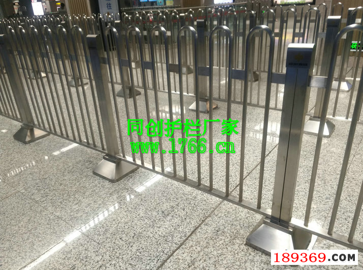 地铁不锈钢护栏安装厂家