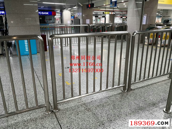 地铁不锈钢护栏安装厂家