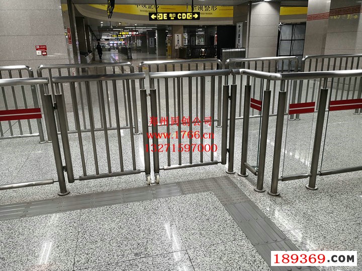 地铁不锈钢护栏安装厂家
