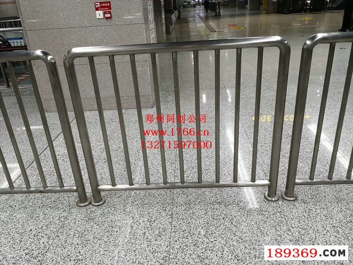 地铁不锈钢护栏安装厂家
