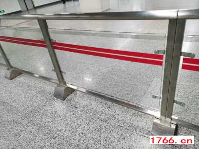 车站玻璃护栏,郑州同创护栏厂家图2