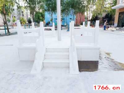 雪花白汉白玉旗台,郑州旗台生产厂家图2