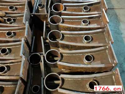 道路护栏，不锈钢复合管护栏，郑州桥梁护栏生产厂家图2