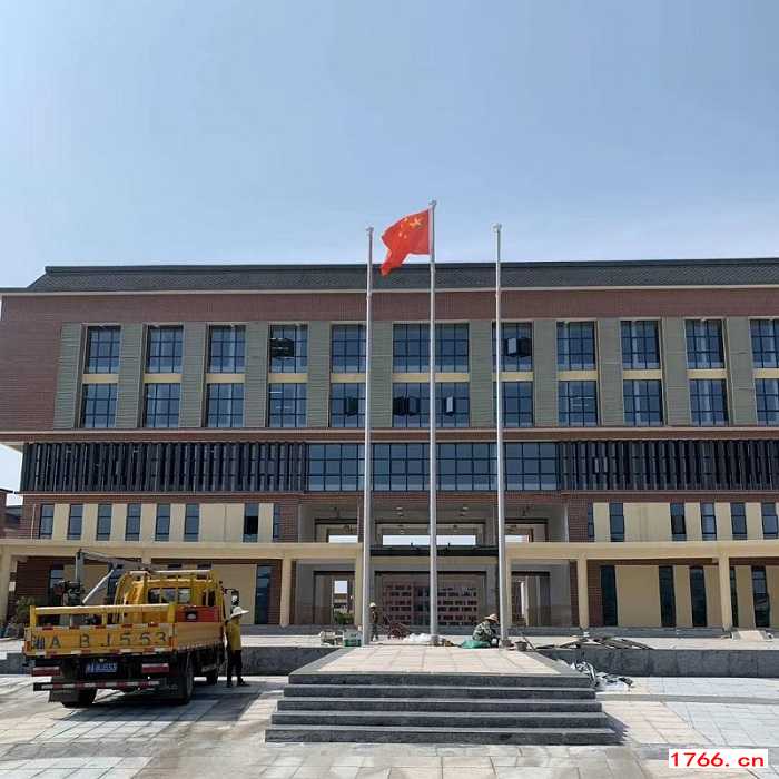 学校旗杆