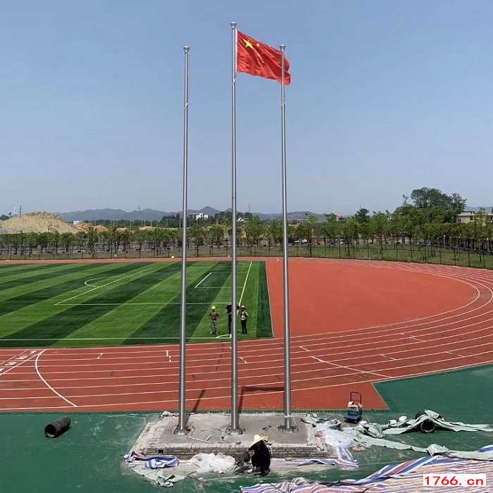 学校旗杆
