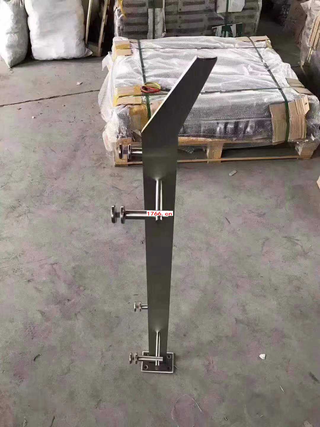 不锈钢玻璃护栏