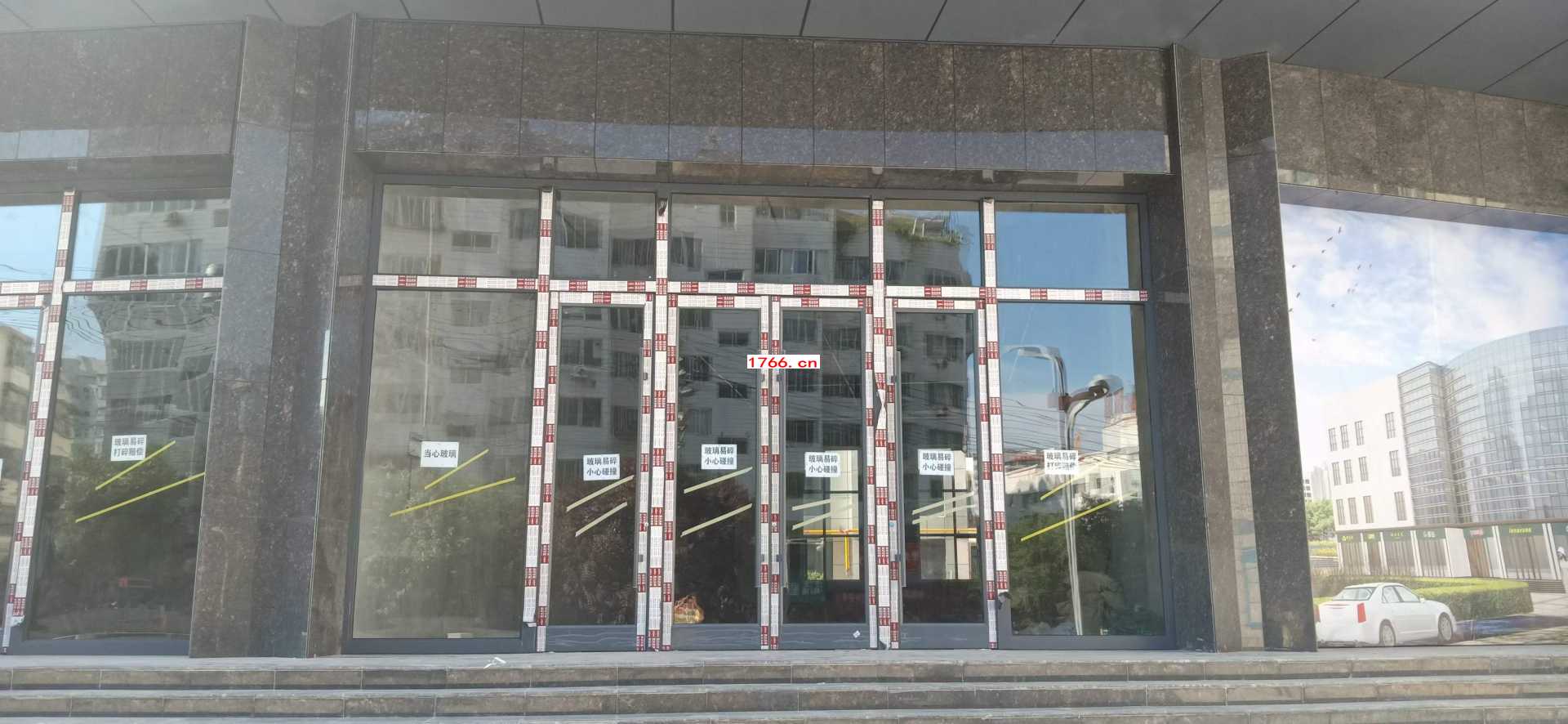 铝合金地弹簧门