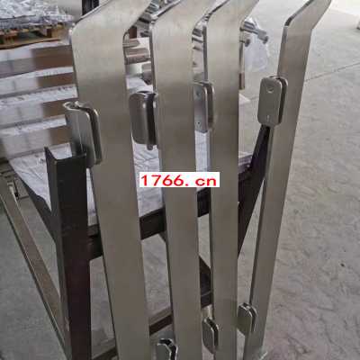 郑州玻璃护栏安装及配件图2