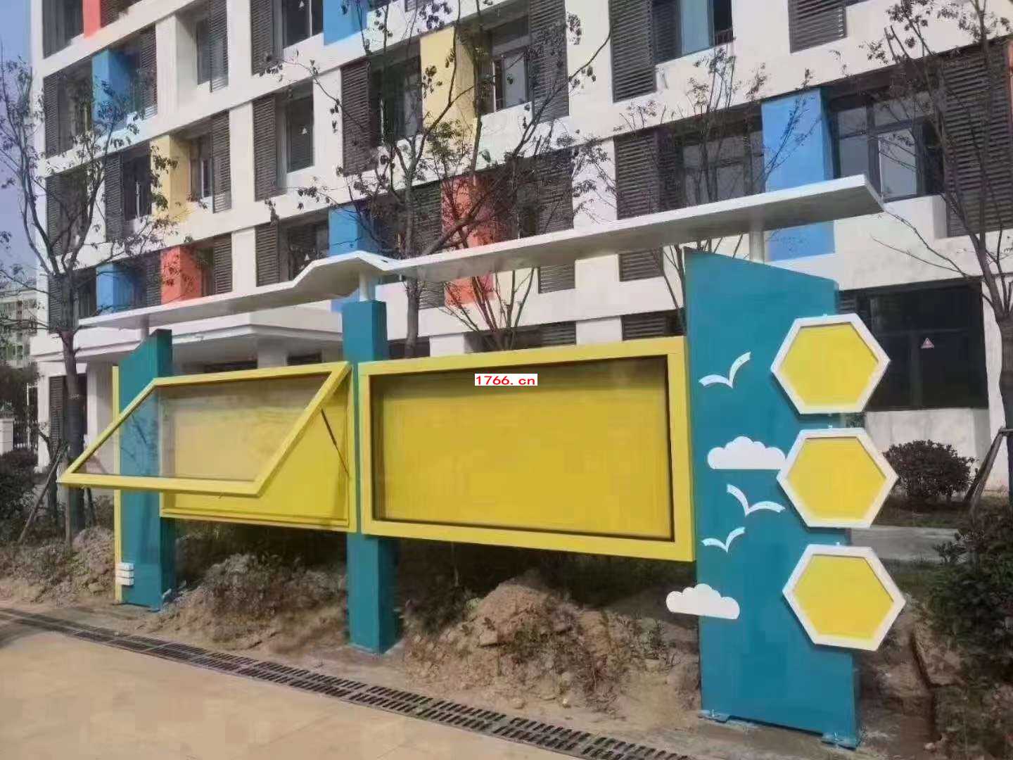 宣传栏价格