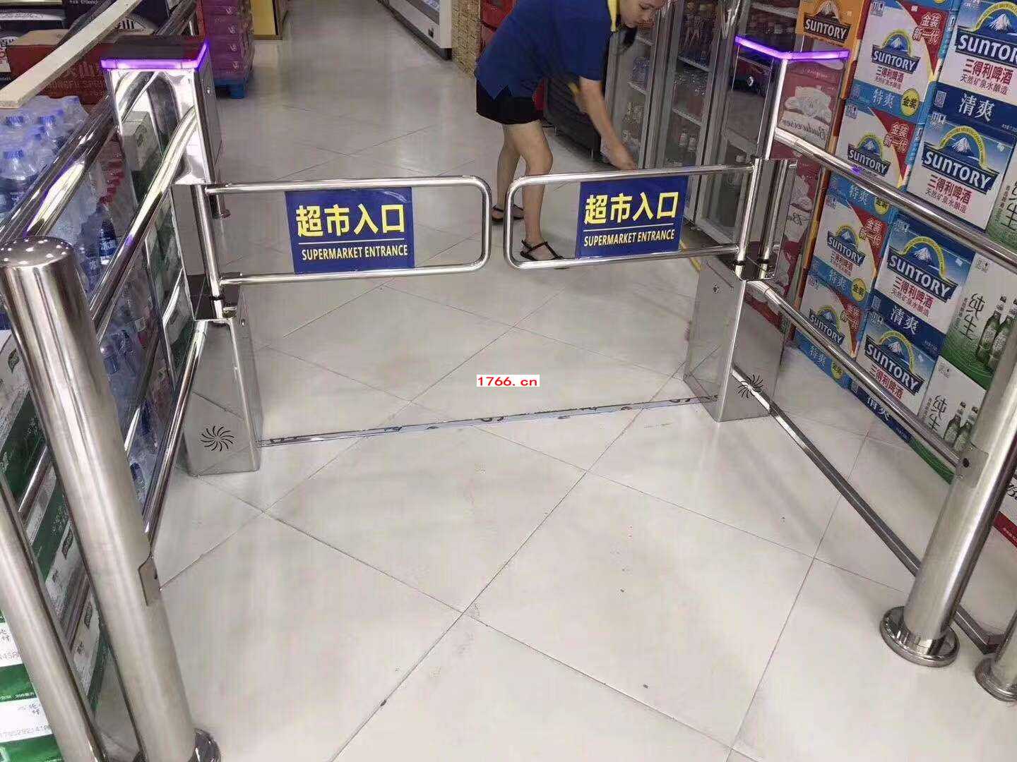 超市摆闸