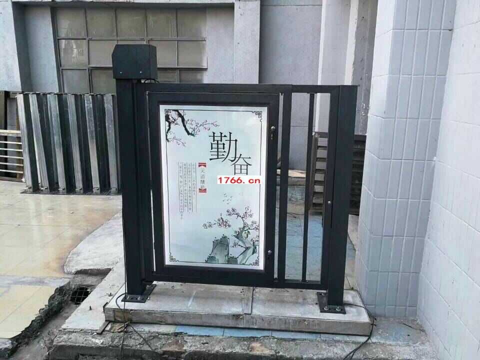 电动门
