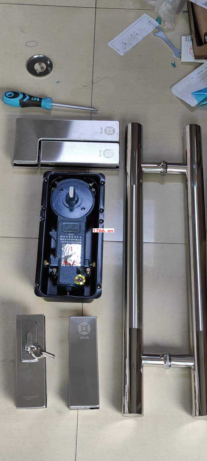 郑州地弹簧门配件