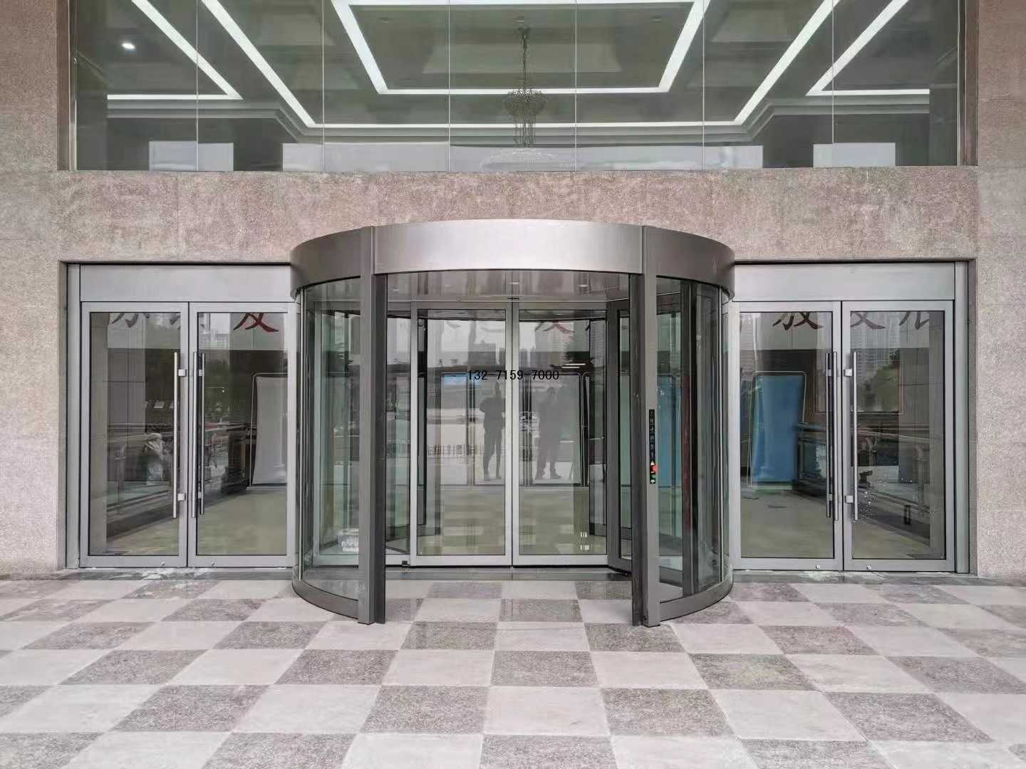 不锈钢两翼旋转门