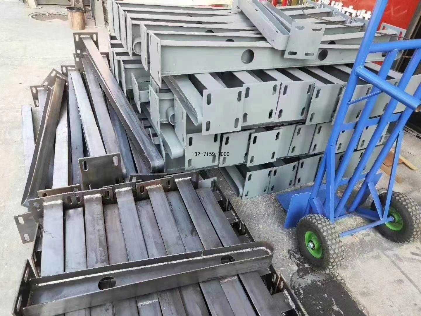 郑州雨搭安装厂家，郑州雨棚，专业安装钢化玻璃门