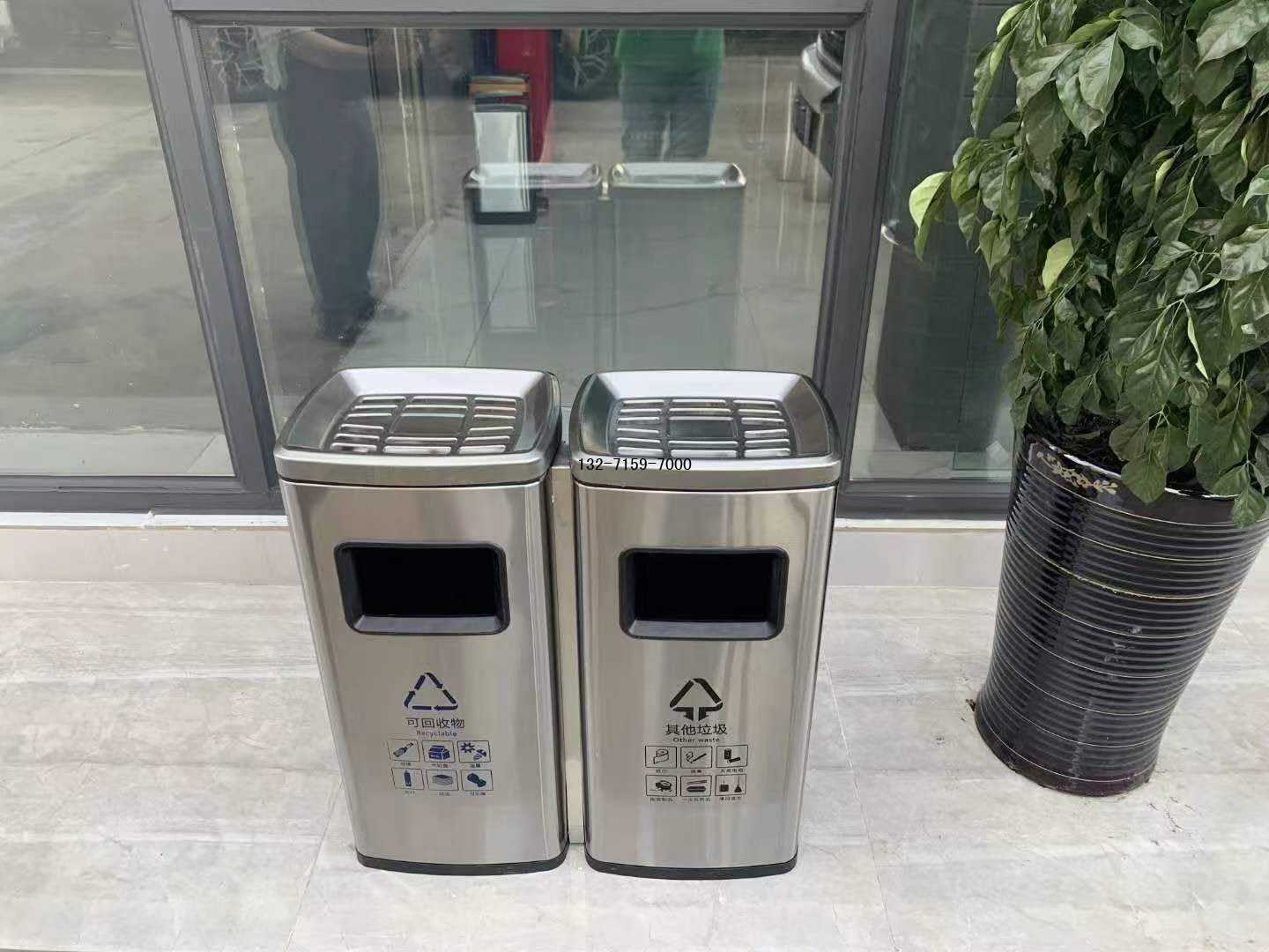不锈钢垃圾桶