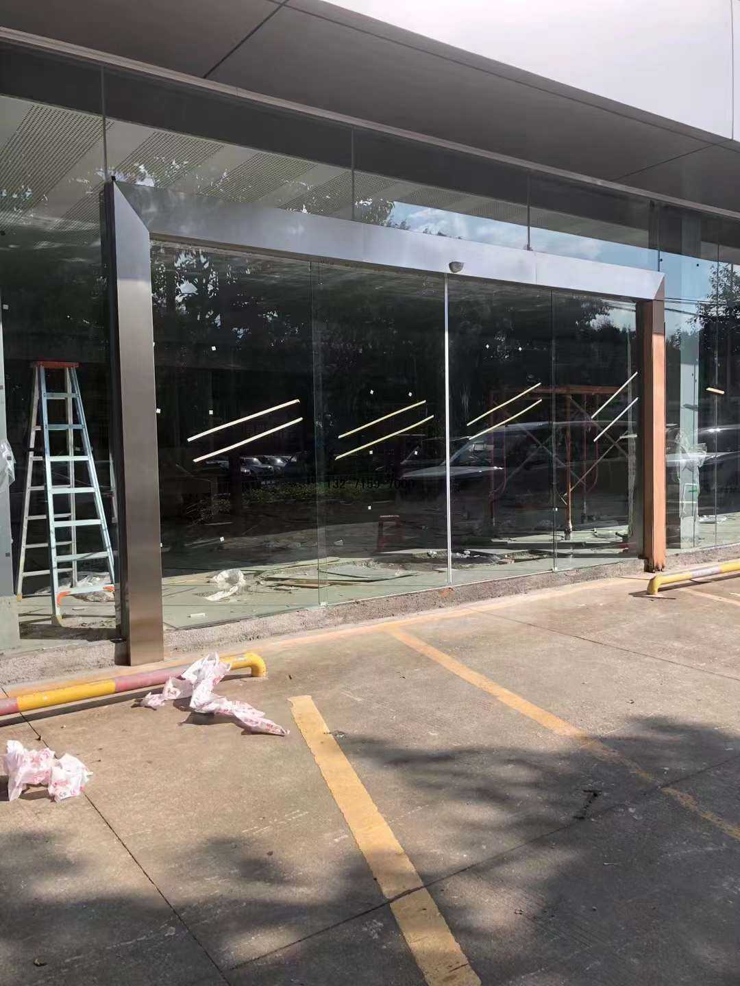 钢化玻璃自动感应门