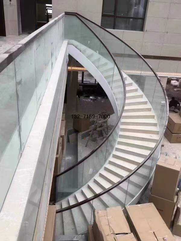 圆弧楼梯护栏
