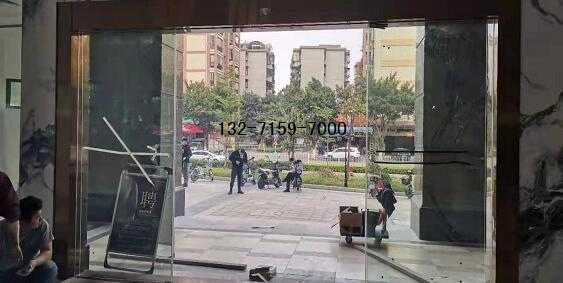 郑州自动感应电动玻璃门安装
