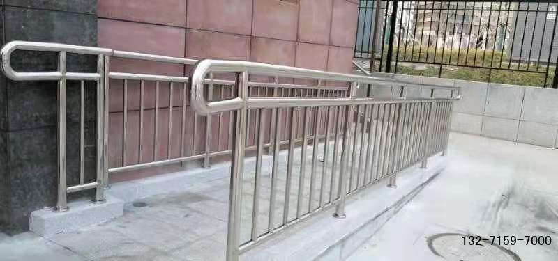 许昌制作安装不锈钢扶手的厂家