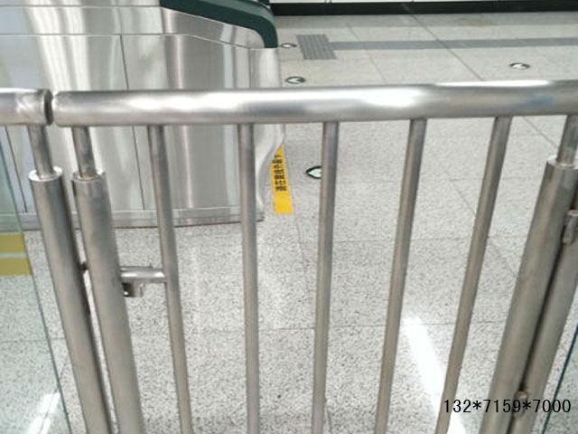外国的地铁为什么不安装护栏
