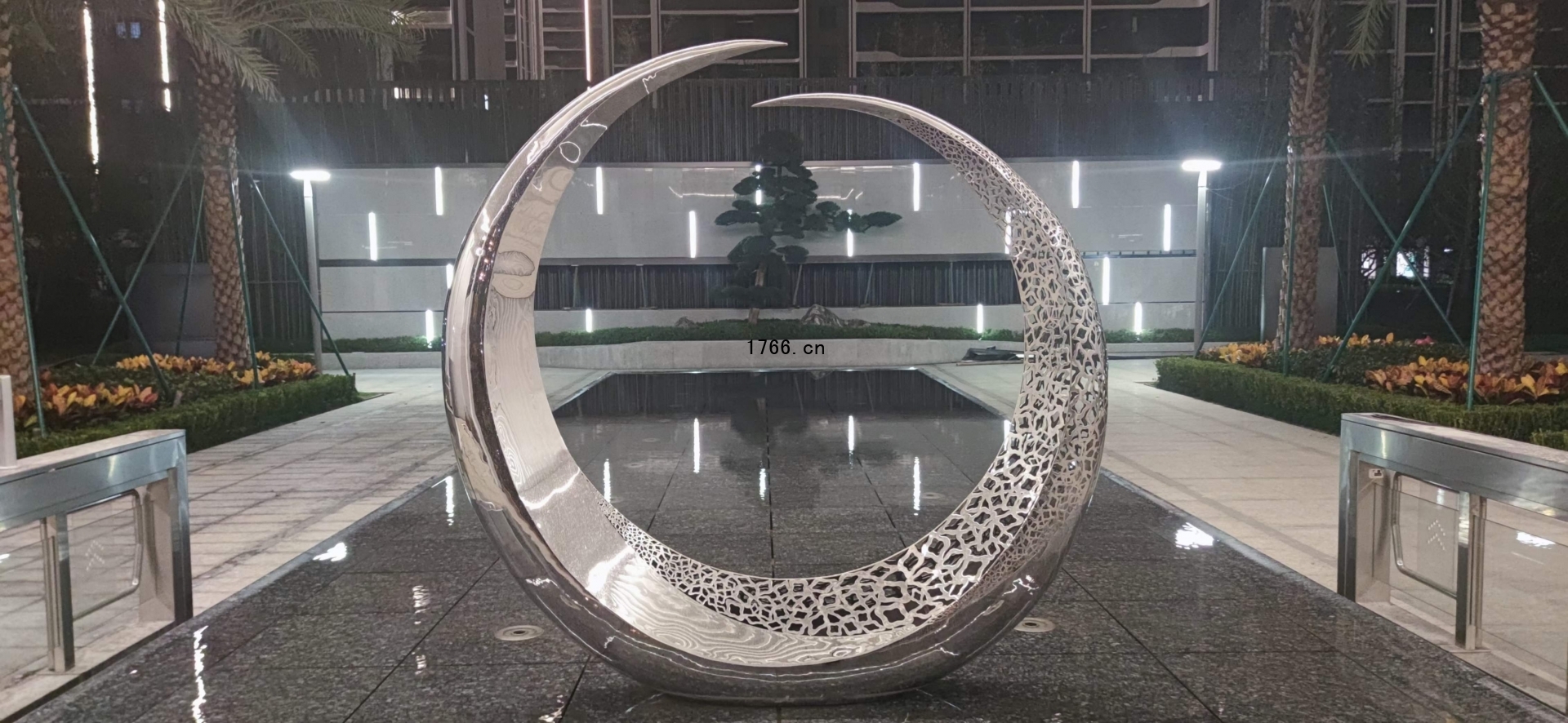 不锈钢月亮造型图片