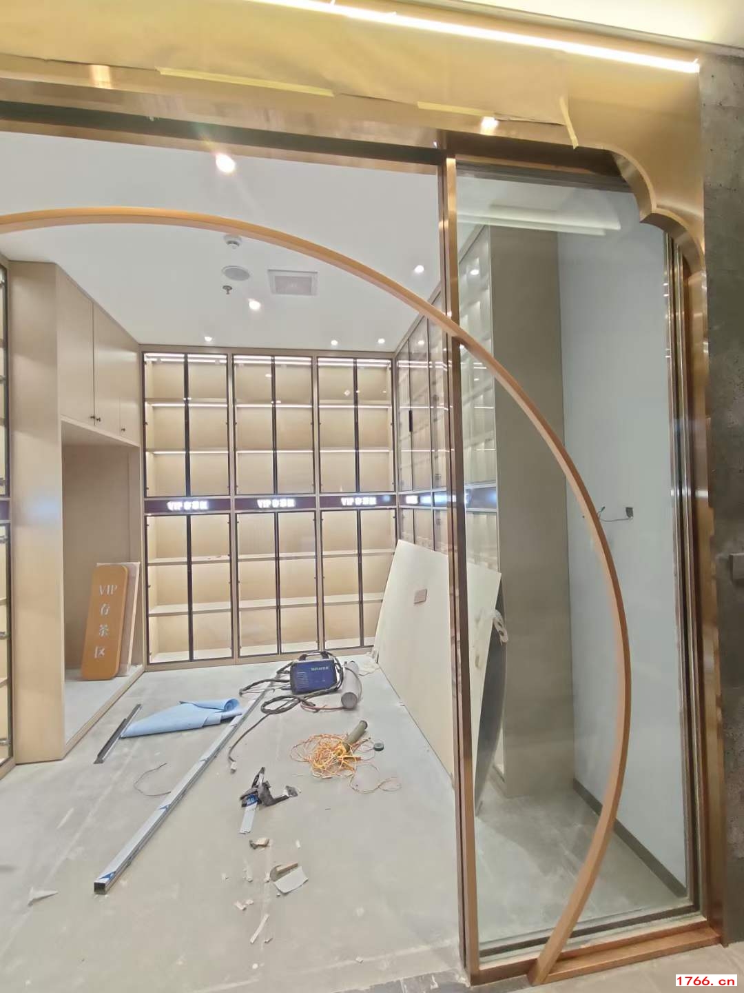 磁悬浮直线电机智慧门