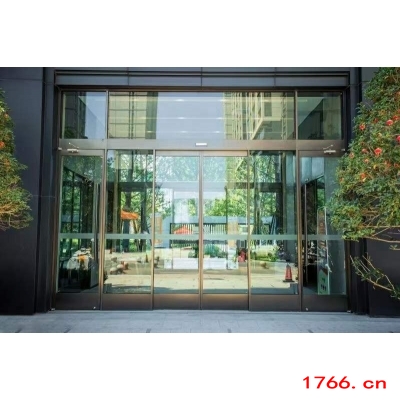 自动感应玻璃平移门的安装与应该场景图4