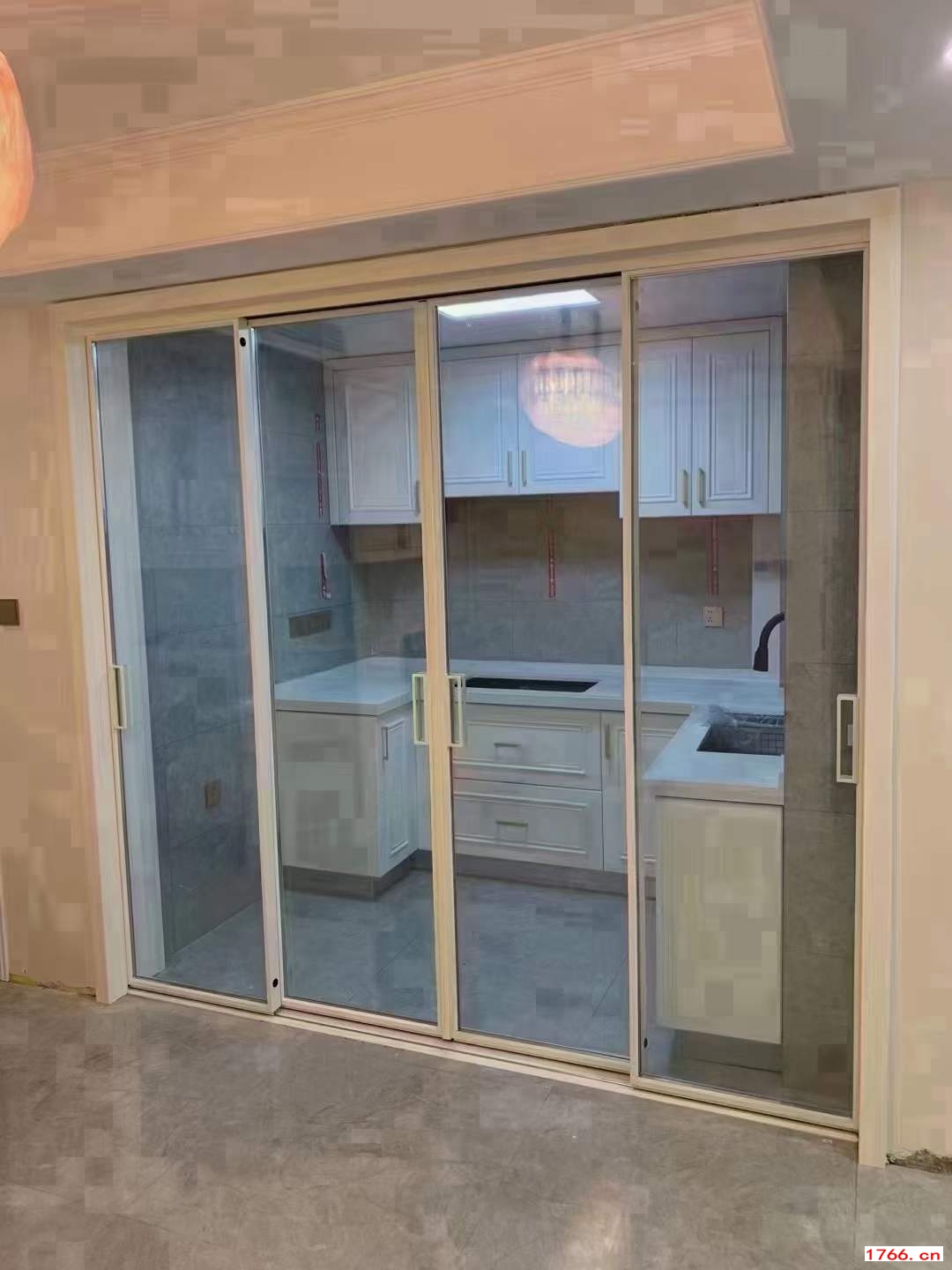 对开型磁悬浮平移自动门