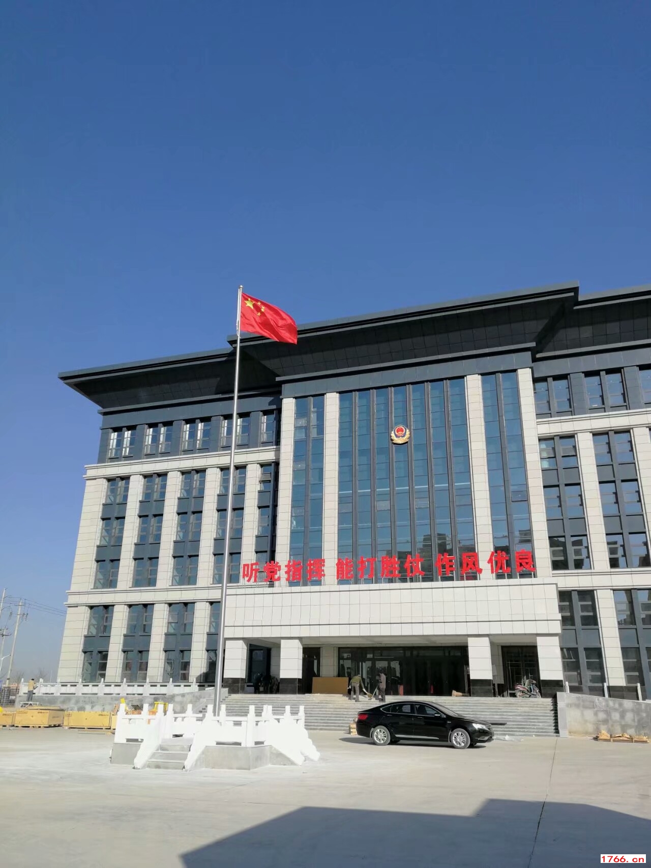 汉白玉旗台