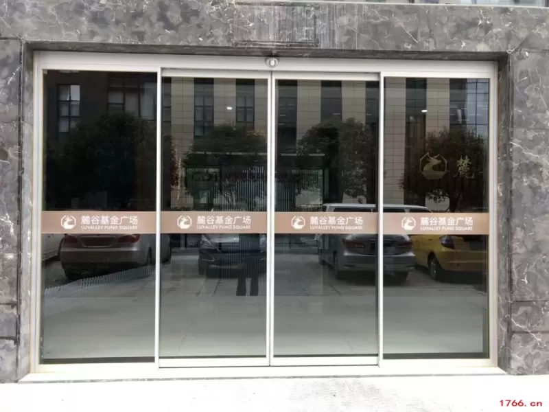 玻璃感应自动门