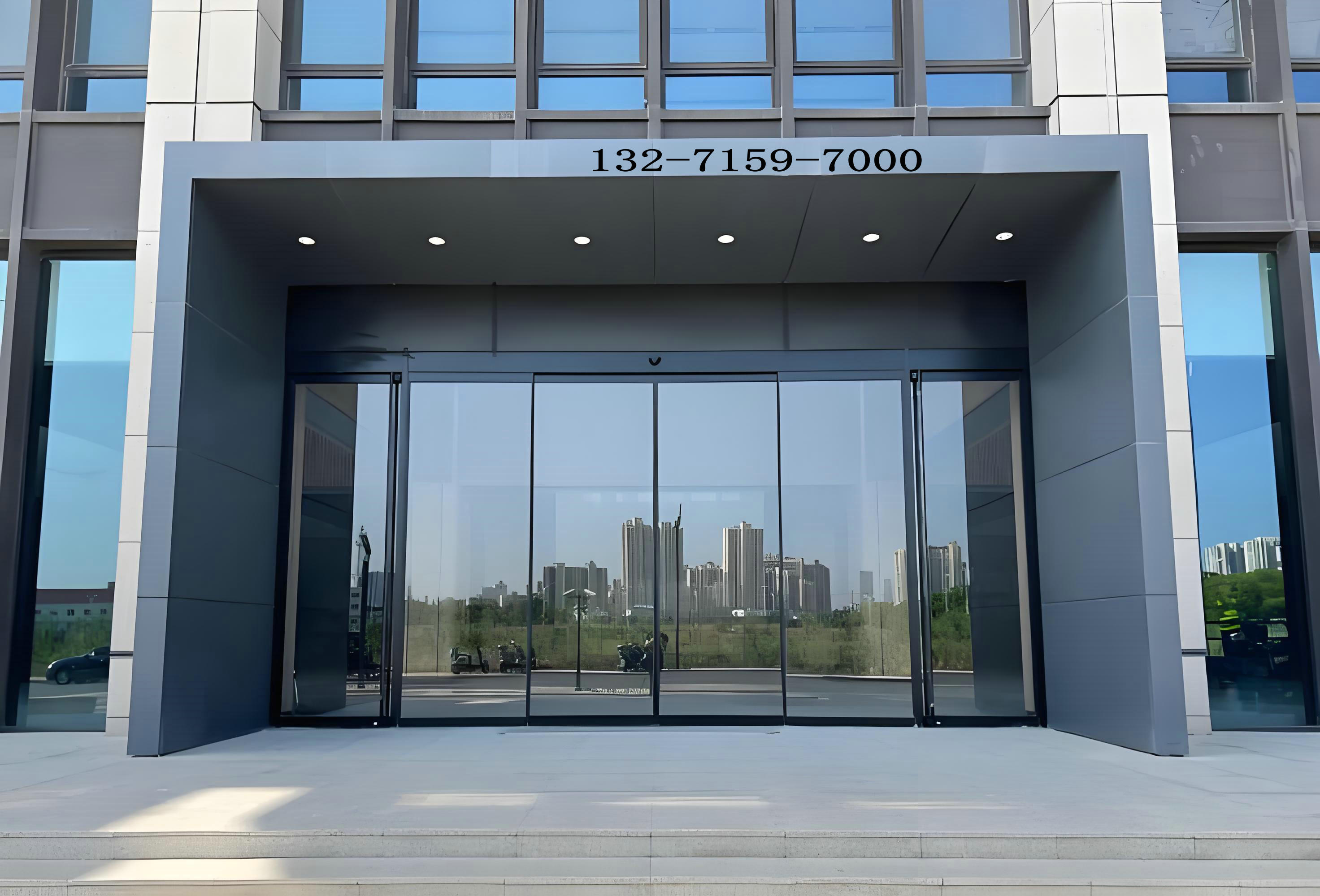 德恩科玻璃自动感应门建筑入口实景