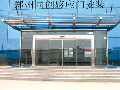 玻璃自动门现场图集：有框、无框与多扇平移门怎样看配置现场图 12