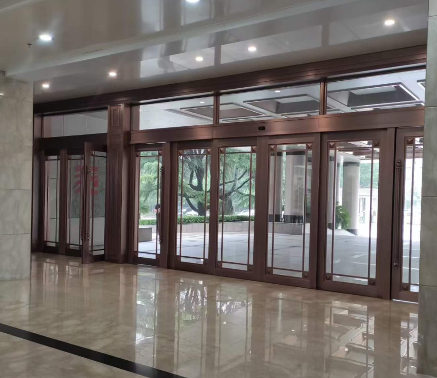德恩科600系列自动感应门 玫瑰金多扇大堂实景