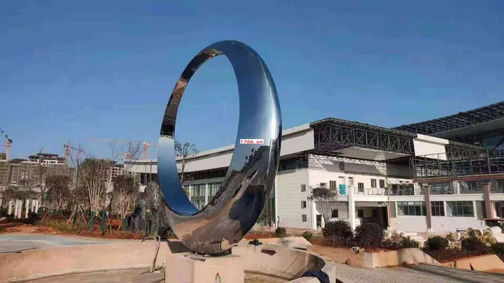 室外镜面不锈钢环形雕塑